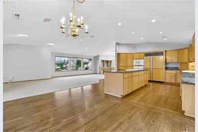 2277 SW Nancy Pl, Gresham, OR 97080 - Photo 9