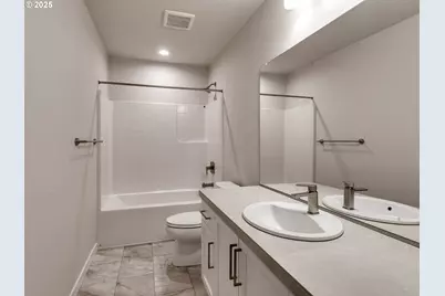 13866 SW 174th Ave, Tigard, OR 97140 - Photo 33