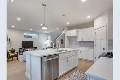 13866 SW 174th Ave, Tigard, OR 97140 - Photo 13