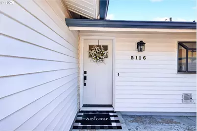 2116 NE 142nd Ave, Portland, OR 97230 - Photo 7