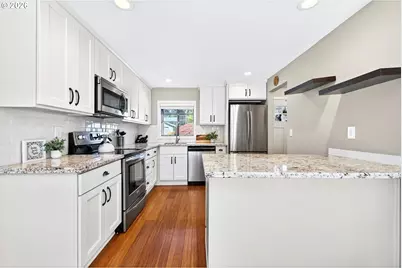 2116 NE 142nd Ave, Portland, OR 97230 - Photo 13
