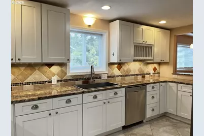 2159 42nd St, Florence, OR 97439 - Photo 15