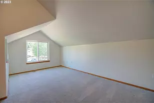 1495 NE Zachary St, Hillsboro, OR 97124 - Photo 25