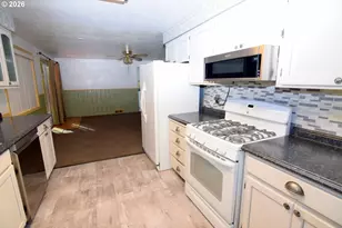 705 Ventura St N, Keizer, OR 97303 - Photo 29