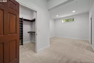 604 SW Arboretum Cir, Portland, OR 97221 - Photo 25