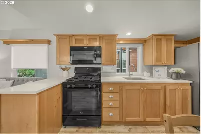8372 Enchanted Way SE #253, Turner, OR 97392 - Photo 11