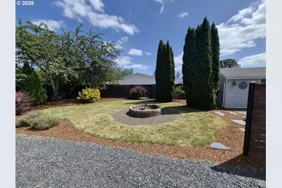 355 Central Ave, Lebanon, OR 97355 - Photo 7