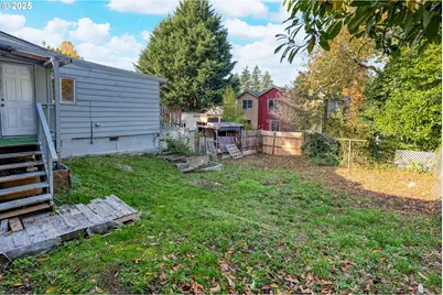 11751 SE Oak St, Portland, OR 97216 - Photo 25
