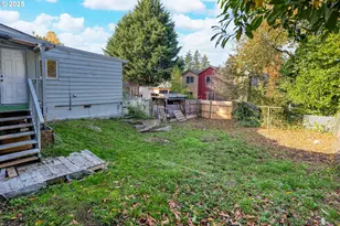 11751 SE Oak St, Portland, OR 97216 - Photo 25