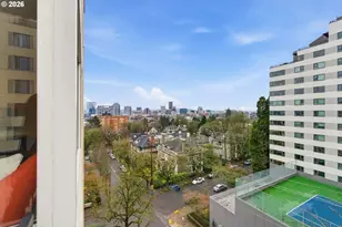 2211 SW Park Pl, Portland, OR 97205 - Photo 9