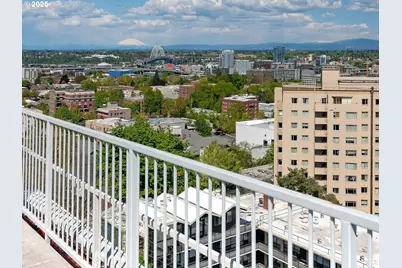 2211 SW Park Pl #803, Portland, OR 97205 - Photo 35