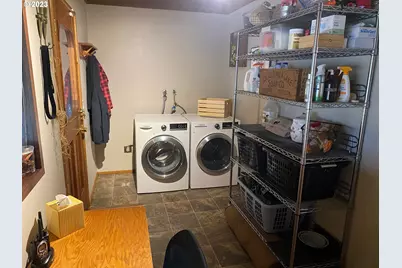 18156 Highway 36, Blachly, OR 97412 - Photo 17