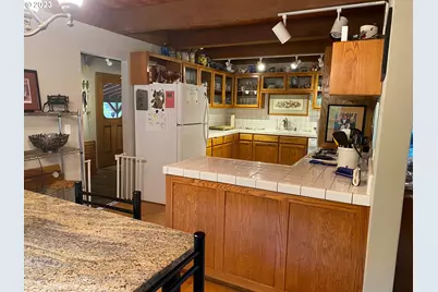 18156 Highway 36, Blachly, OR 97412 - Photo 11