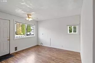 215 E 2nd Ave, Riddle, OR 97469 - Photo 15