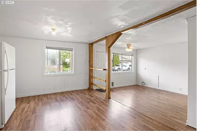 215 E 2nd Ave, Riddle, OR 97469 - Photo 21