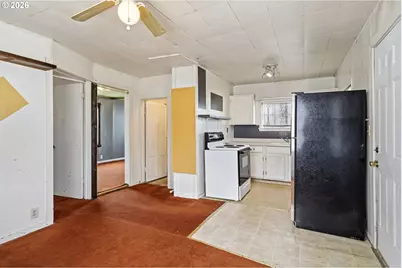 215 E 2nd Ave, Riddle, OR 97469 - Photo 41