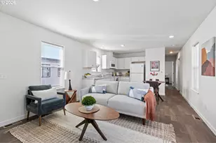 1085 W 1st Ave, Junction City, OR 97448 - Photo 5