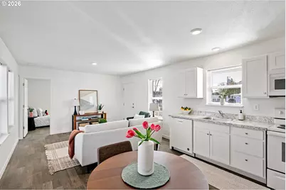 1085 W 1st Ave #R, Junction City, OR 97448 - Photo 11