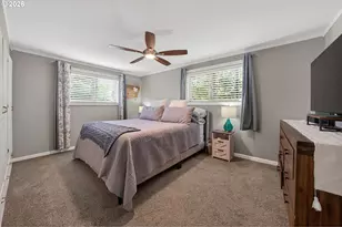 488 W Broccoli St, Roseburg, OR 97471 - Photo 19