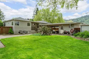 488 W Broccoli St, Roseburg, OR 97471 - Photo 31