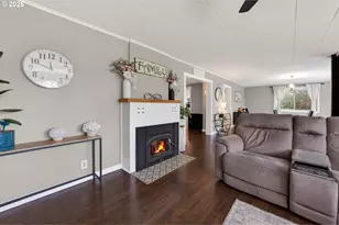 488 W Broccoli St, Roseburg, OR 97471 - Photo 7