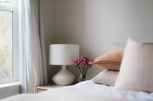 10253 NW Wilshire Ln, Portland, OR 97229 - Photo 21