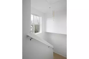 10253 NW Wilshire Ln, Portland, OR 97229 - Photo 17