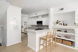 10253 NW Wilshire Ln, Portland, OR 97229 - Photo 3