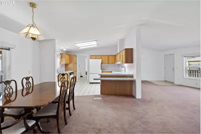 1949 SE Palmquist Rd #121, Gresham, OR 97080 - Photo 13