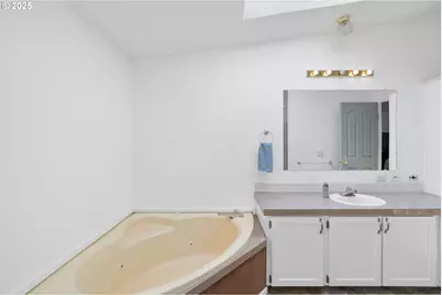 1949 SE Palmquist Rd #121, Gresham, OR 97080 - Photo 33