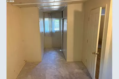 1726 W 9th Pl, Eugene, OR 97402 - Photo 13