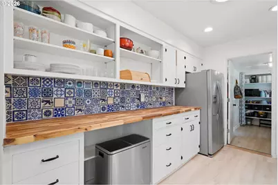 9630 SW Wilshire St, Portland, OR 97225 - Photo 13