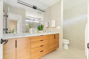 10002 SW Balmer Cir, Portland, OR 97219 - Photo 31