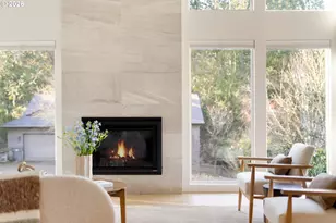 10002 SW Balmer Cir, Portland, OR 97219 - Photo 7