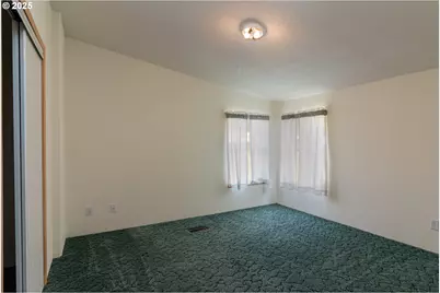 30683 Spring Ct, Hermiston, OR 97838 - Photo 13