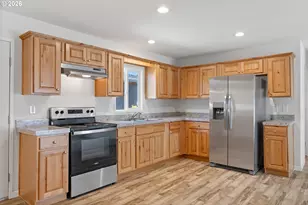 3831 Pacific Ave, Forest Grove, OR 97116 - Photo 7