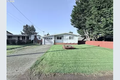 370 N Wall St, Coos Bay, OR 97420 - Photo 1
