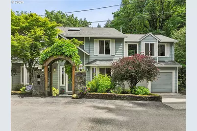 3322 SW Evergreen Ter, Portland, OR 97205 - Photo 1