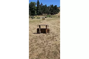 524 Azalea Dr, Elkton, OR 97436 - Photo 43