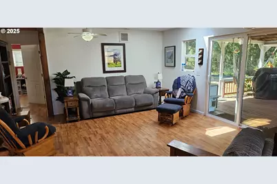 524 Azalea Dr, Elkton, OR 97436 - Photo 15