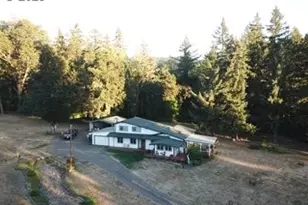 524 Azalea Dr, Elkton, OR 97436 - Photo 47