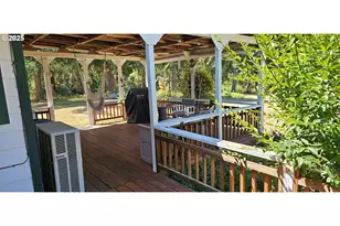 524 Azalea Dr, Elkton, OR 97436 - Photo 7