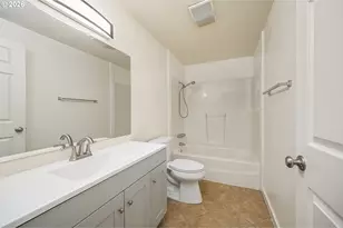 2027 Ohio St, Eugene, OR 97402 - Photo 9
