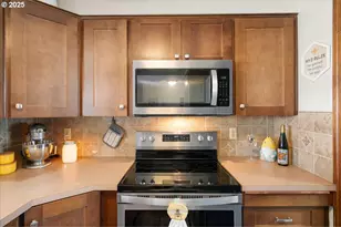 4411 NE Buttercup Ct, Salem, OR 97305 - Photo 13