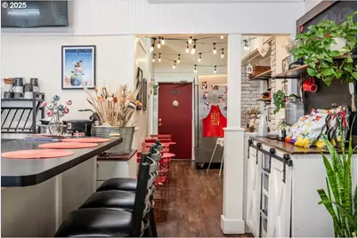 Curbside Kitchen, Silverton, OR 97381 - Photo 3