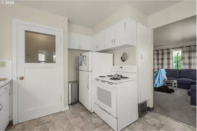 4370 Eagle Crest Rd, Salem, OR 97304 - Photo 29