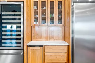 683 Oak St, Springfield, OR 97477 - Photo 13