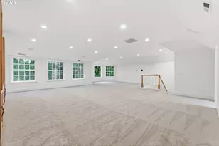 1415 S Military Rd, Portland, OR 97219 - Photo 39