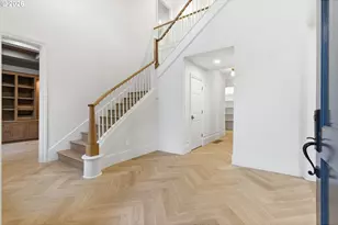 1415 S Military Rd, Portland, OR 97219 - Photo 7