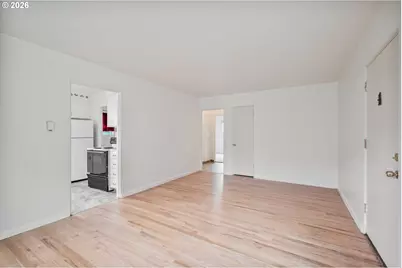 1034 16th Ave, Longview, WA 98632 - Photo 5